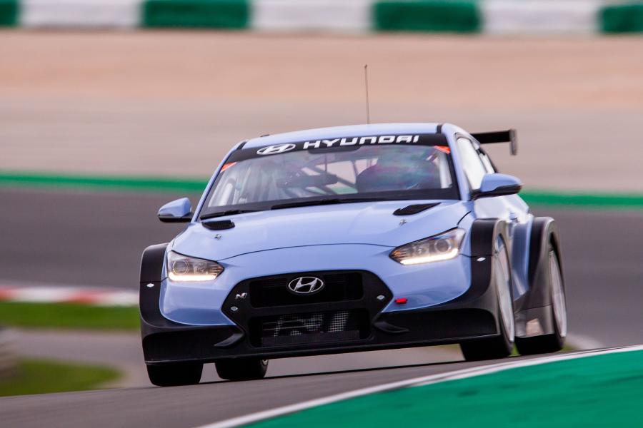  Hyundai Veloster N TCR 2019 года  (фото 8 из 27)